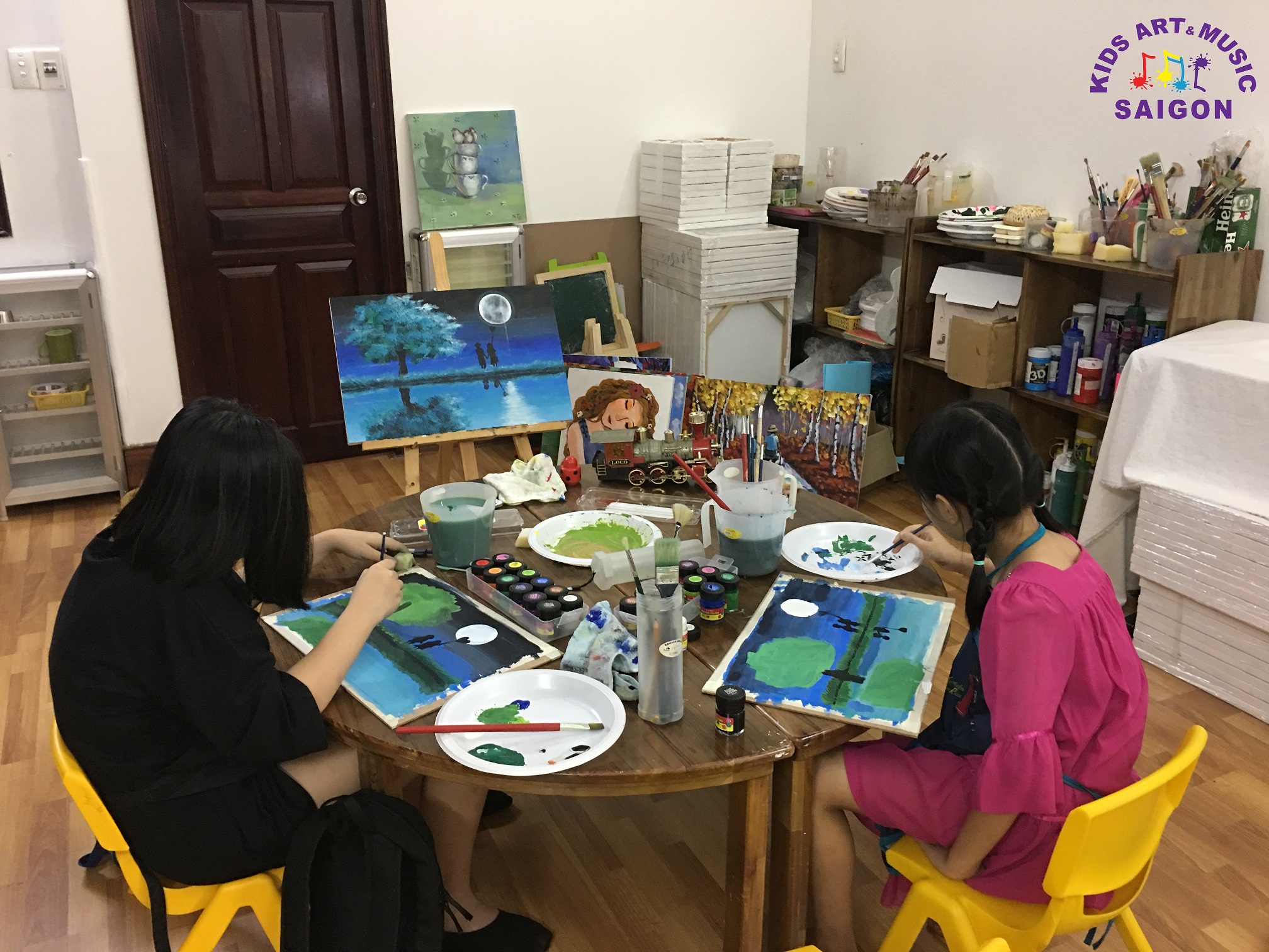 Lớp dạy vẽ quận Tân Phú cho bé 6 tuổi giúp bé phát triển hơn ảnh 2