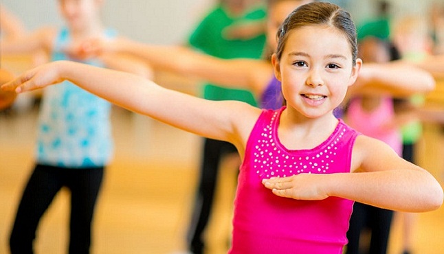 Dành cho các mẹ đang thắc mắc có nên cho bé học aerobic hay không