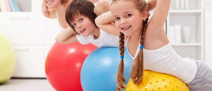 Dạy nhảy aerobic cho trẻ mầm non và những điều cần thắc mắc