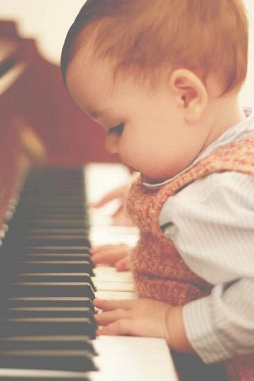 Ba mẹ đã biết những bí kíp chọn đàn Piano cho bé chưa?