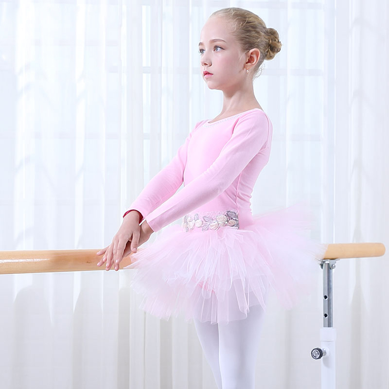 Ba mẹ cần lưu ý khi mua váy ballet cho bé?