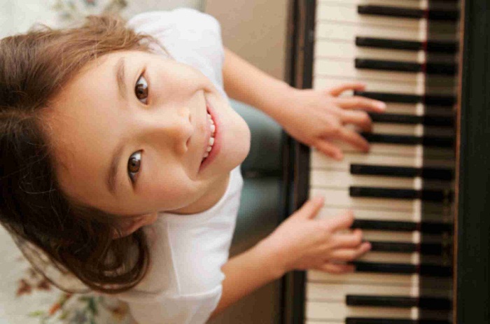 Trẻ 5 tuổi đã có thể tham gia lớp học đàn Piano ở quận 1