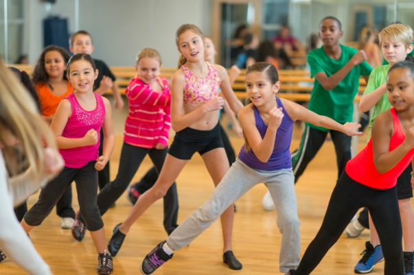Tìm hiểu giáo trình tại lớp học nhảy hiện đại ở TPHCM