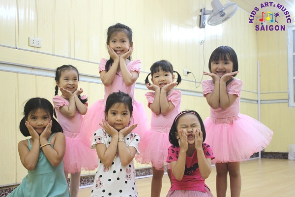 Khám phá những ích lợi tuyệt vời trong lớp học múa cho bé ở Hải Phòng