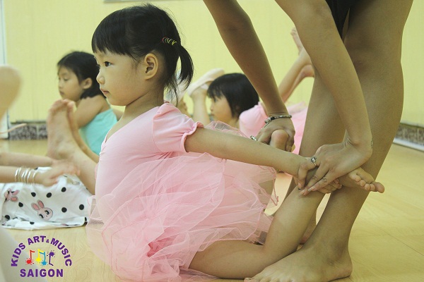 Khám phá những ích lợi tuyệt vời trong lớp học múa cho bé ở Hải Phòng hình ảnh 3
