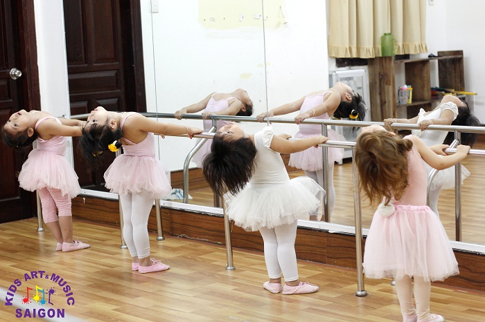9 lợi ích khi cho bé tham gia lớp học múa ở Hải Phòng từ lứa tuổi lên 3?