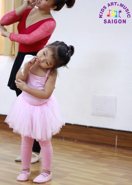 Hé lộ bí kíp dạy bé múa theo nhạc ở lớp học múa tại Hải Phòng hình ảnh 3