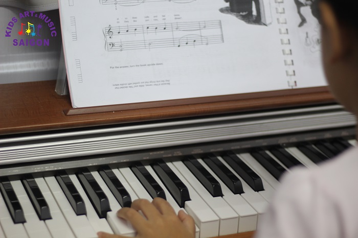 Cho bé học đàn Piano ở đâu Hà Nội với thời gian biểu hoàn hảo