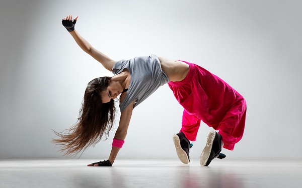 Những lợi ích mà các vũ công hướng dẫn Nhảy hiện đại mang lại