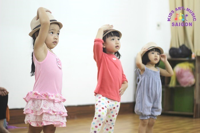 Tại sao học nhảy hiện đại tphcm được các bạn trẻ đam mê theo đuổi? hình ảnh1