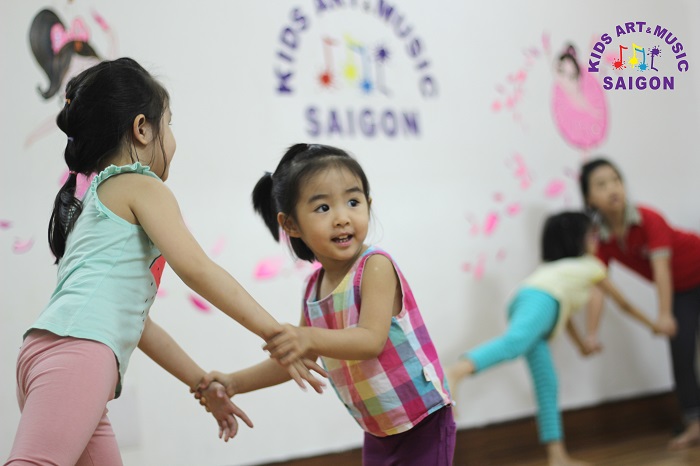 Lý do tại sao nên đăng kí các lớp học nhảy hiện đại tại TPHCM?