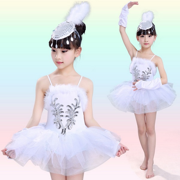 Sự lôi cuốn của các bé khi mặc chiếc váy múa ballet trẻ em