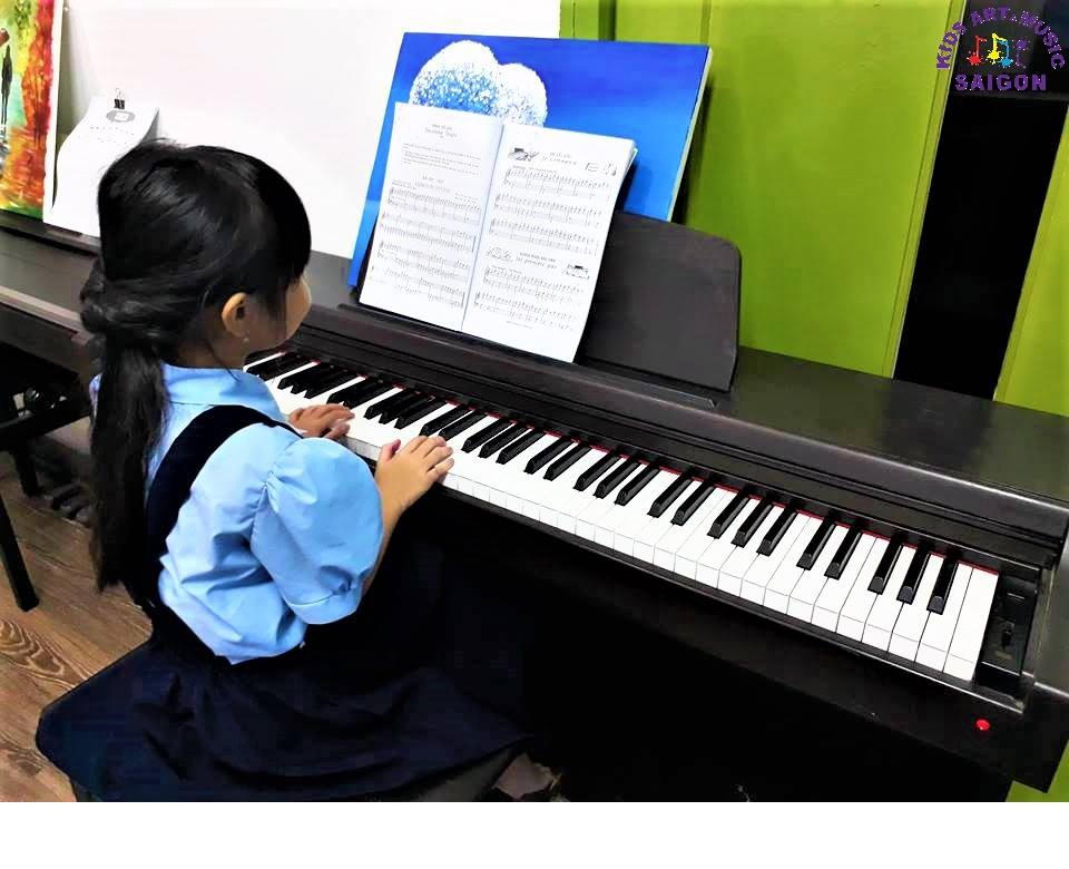 Chia sẻ kinh nghiệm tìm lớp học đàn Piano cho trẻ em hình ảnh 2