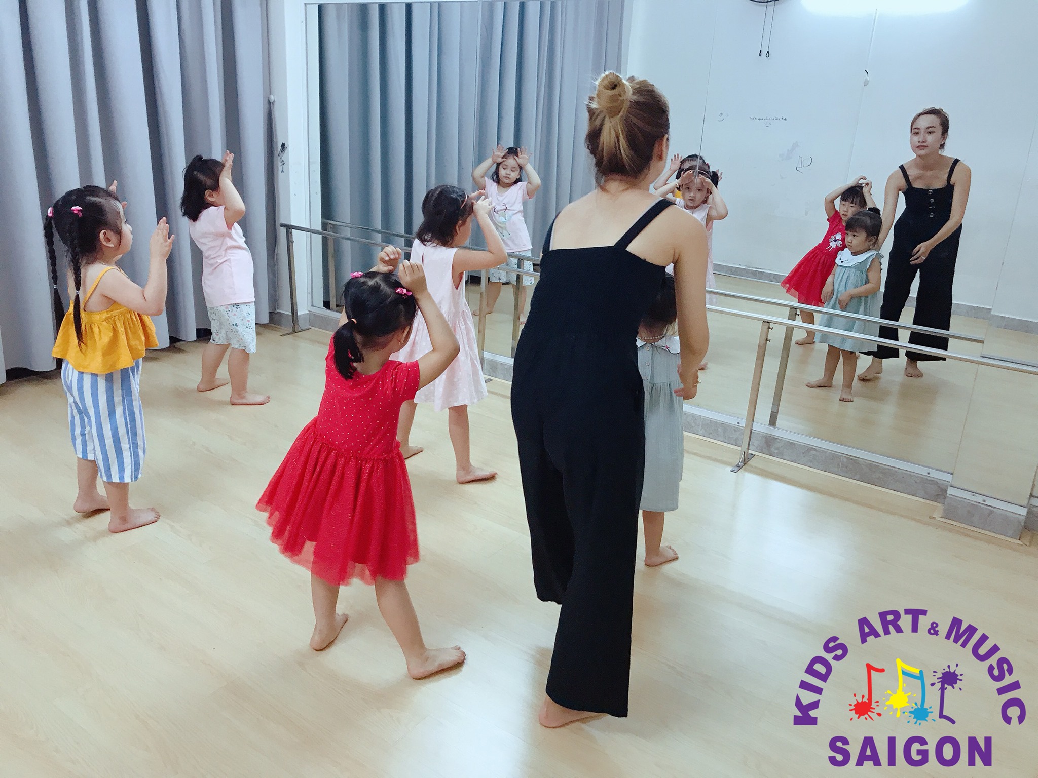 Giúp ba mẹ tìm lớp học nhảy Hà Nội cho bé - hình ảnh 2