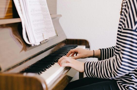 Giới thiệu giáo trình tự học piano cho người mới bắt đầu