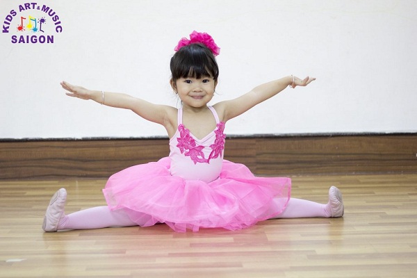 Phân vân tìm kiếm lớp học múa ballet cho bé ở Hà Nội