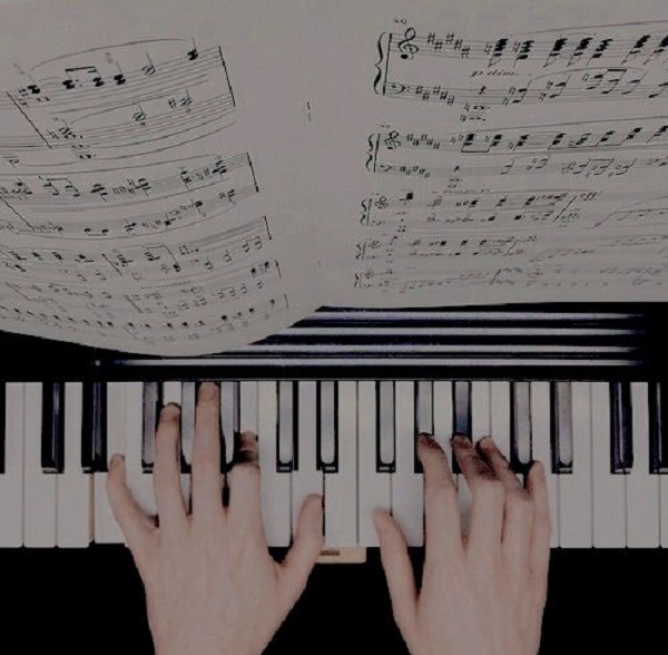 Bật mí cho các bạn những bài tập luyện ngón piano đơn giản nhất hình ảnh 1