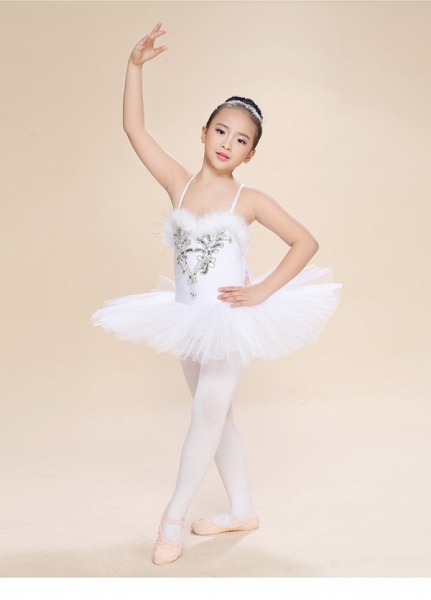 Những lợi ích không tưởng khi cho con theo học ballet tại trường múa tp hcm hình ảnh 1