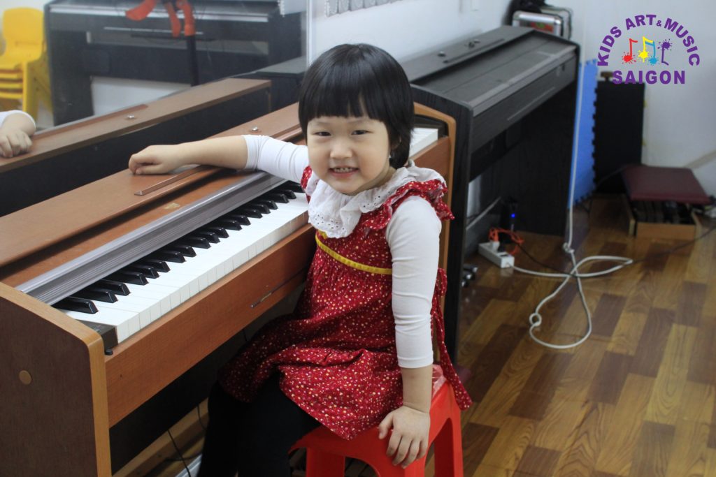 Theo các bạn học đàn Piano bao nhiêu tiền là vừa 1