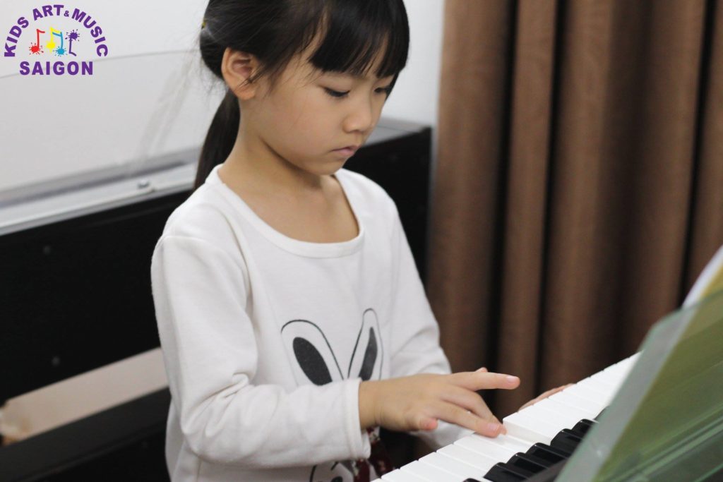 Chia sẻ kinh nghiệm tìm lớp học đàn Piano cho trẻ em hình ảnh 3