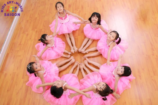 Tại sao nên cho bé tham gia các lớp múa ballet thiếu nhi ở Bình Dương? hình ảnh 3