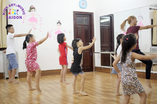 Tham gia những lớp dạy nhảy hiện đại ở Bình Dương có thực sự hữu ích?