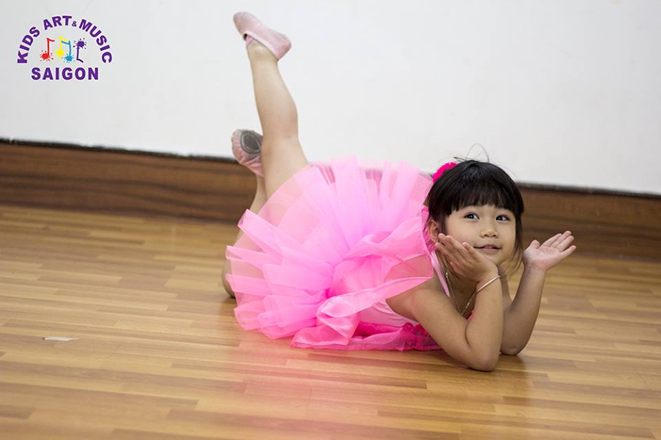 Lớp học múa Ballet cho bé - Kids Art & Music Saigon hình ảnh 2