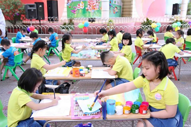 Cho trẻ tham gia các trung tâm dạy vẽ thiếu nhi quận Hoàng Mai Hà Nội có thực sự hữu ích?