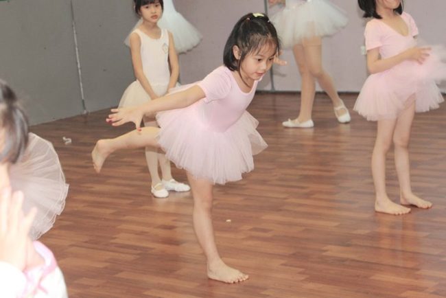 Những lớp múa ballet cho bé ở quận Hoàng Mai Hà Nội có gì đặc biệt? hình ảnh 2
