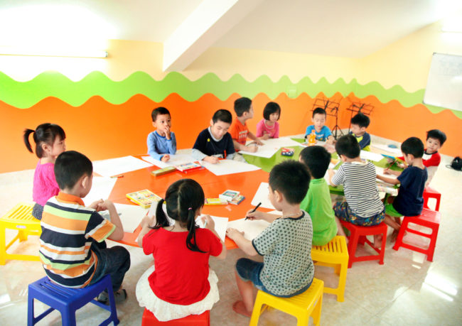 Sức hút đến từ những lớp dạy vẽ trẻ em quận Hoàng Mai Hà Nội