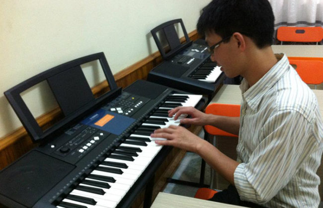 Có gì đặc biệt bên trong những lớp học đàn organ ở quận Hoàng Mai Hà Nội? hình ảnh 2