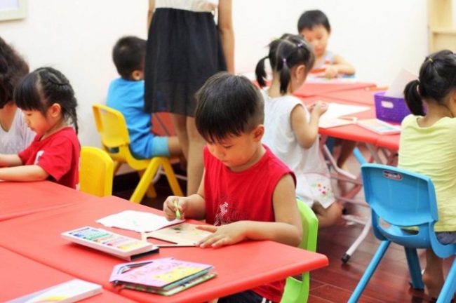 Có gì đặc biệt bên trong những lớp dạy vẽ thiếu nhi ở quận Hoàng Mai Hà Nội?