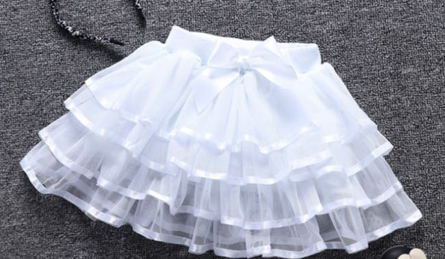 Váy múa màu trắng – Vẻ đẹp tinh khôi và thuần khiết
