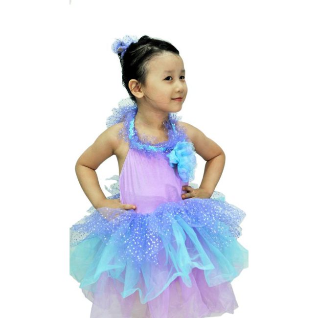 Ba mẹ đã biết cách chọn váy múa trẻ con cho bé chưa?