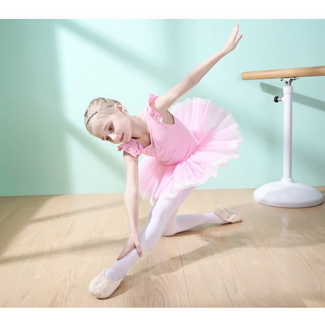 Làm thế nào để chọn được 1 chiếc váy xòe Ballet dễ thương cho bé?