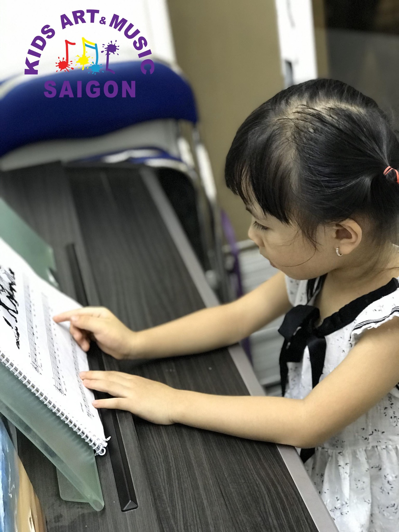 Cho bé học piano ở Tân Bình - hình ảnh 2