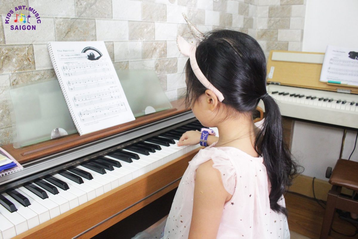 Lớp học đàn Piano cho bé ở Hà Nội