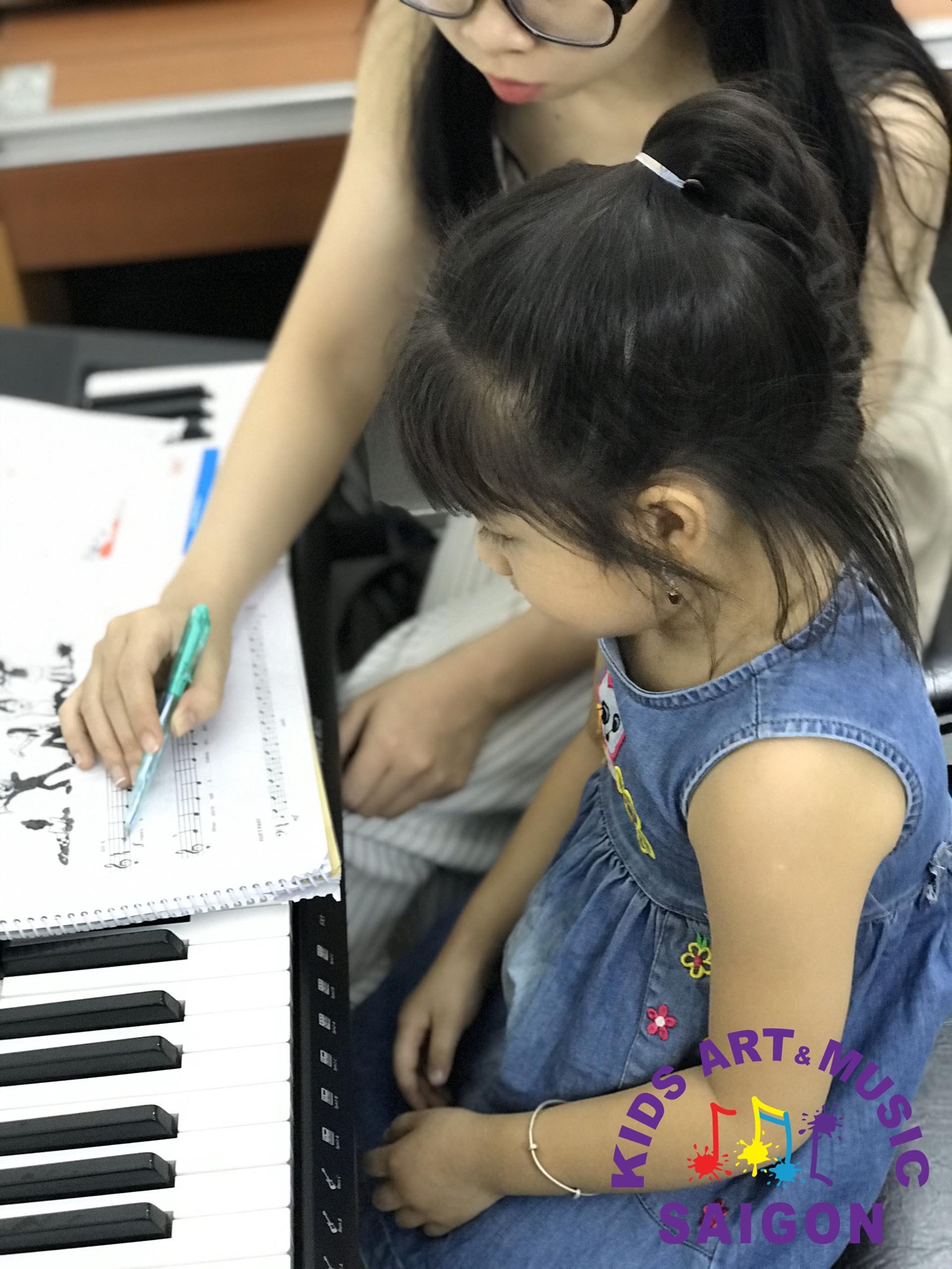 Trẻ học đàn Piano - làm thế nào để tạo hứng thú cho con khi học đàn? -hình ảnh 3